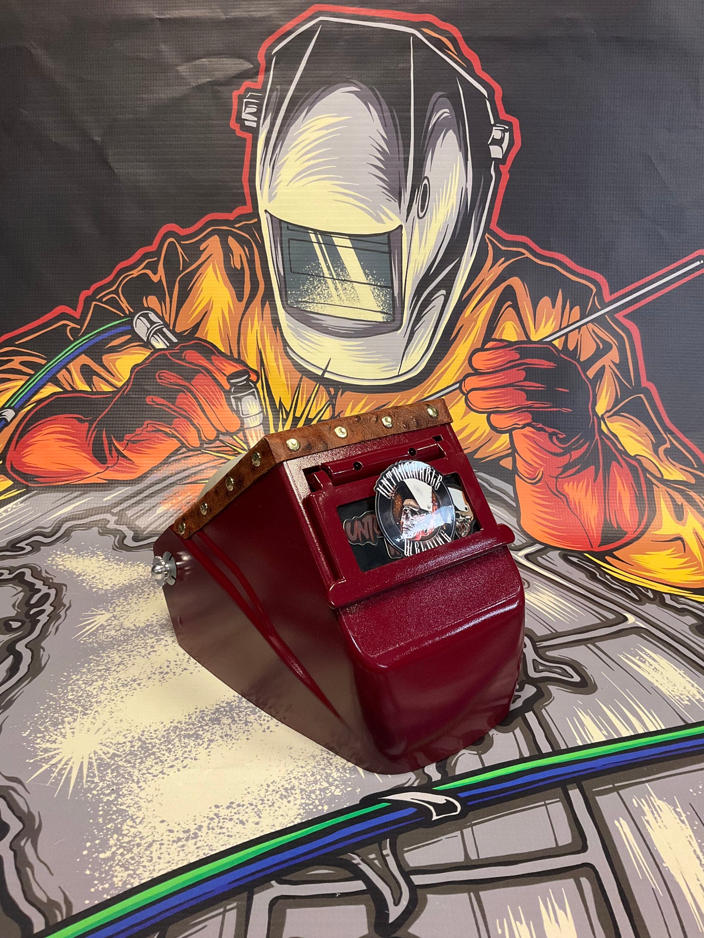 Untouchable welding hoods
