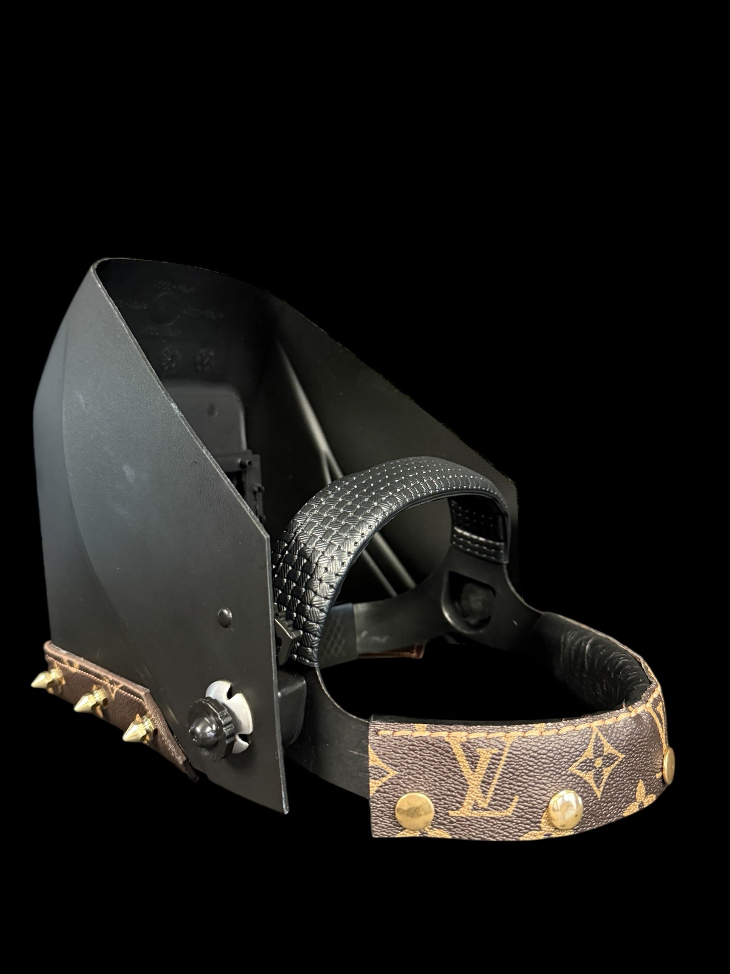 SLICKEST WELDING HOOD LV WITH SPIKES